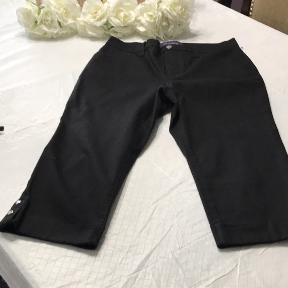 Not Your Daughters Jeans~Black Cropped